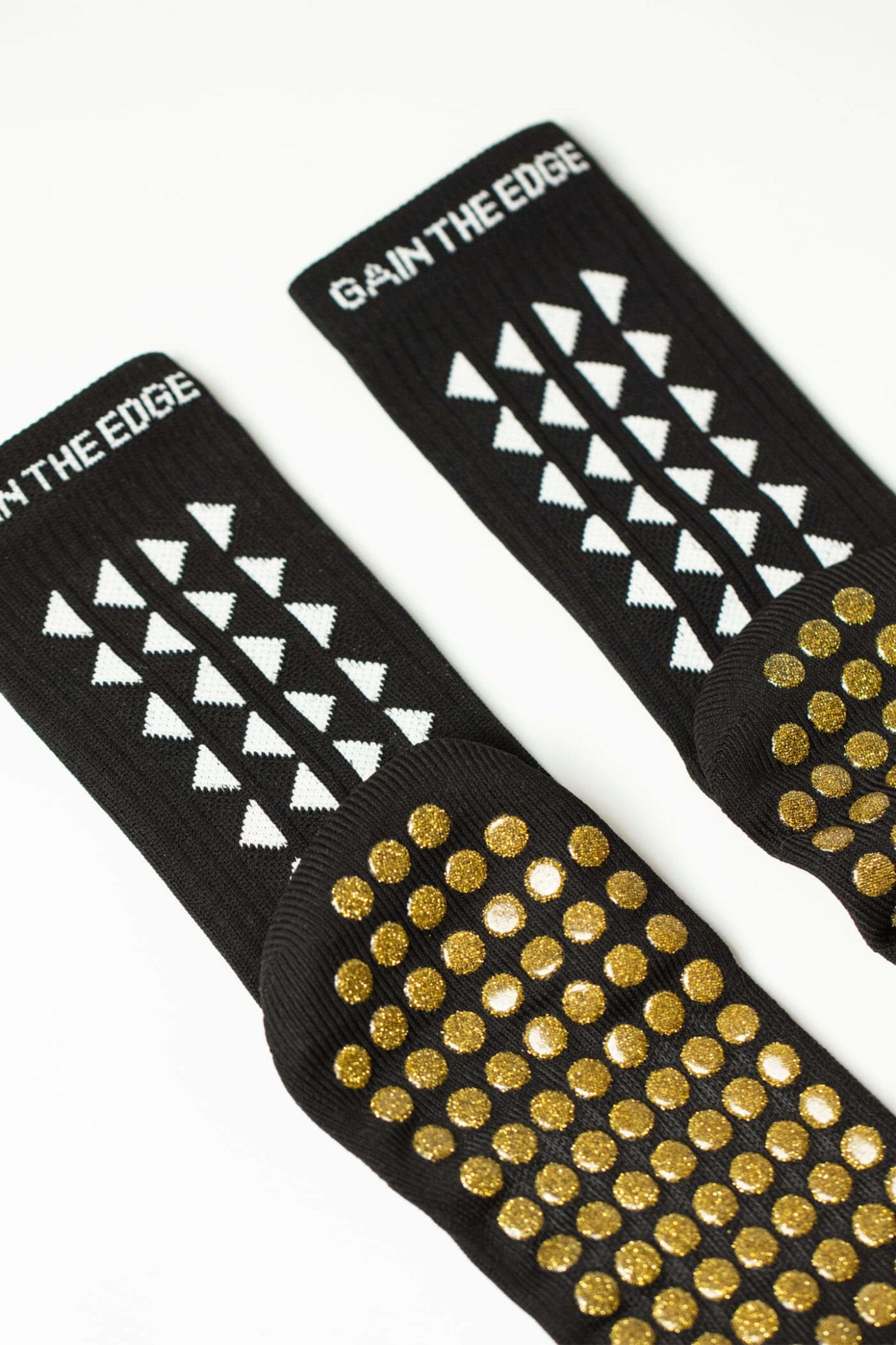 LIMITED EDITION GRIP SOCKS 2.0 - Black & Gold Grip - Gain The Edge US